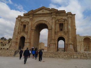 Poort van Hadrian in Jerash, Jordanië